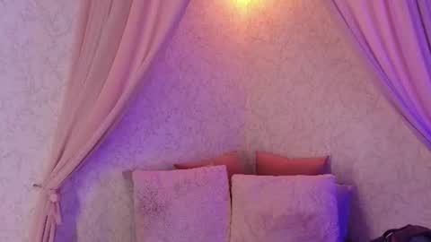 Snapshot of giselamaru chatting on June 17, 2026, 10:39 am online show from June 17, 2026, 10:39 am