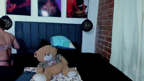 Snapshot of gisele_cedield chatting on May 7, 2026, 8:47 pm Kylie online show from May 7, 2026, 8:47 pm