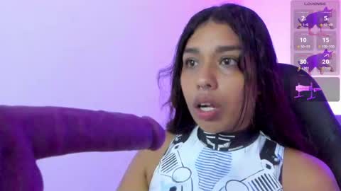 Snapshot of giselle_upp chatting on September 28, 2025, 6:57 pm Giselle online show from September 28, 2025, 6:57 pm