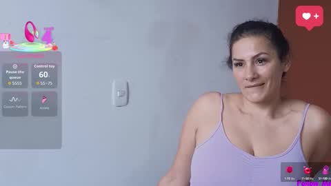 Giselle  online show from October 8, 2025, 1:42 pm