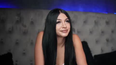 Snapshot of giuliasya chatting on September 19, 2025, 8:09 pm Giulia online show from September 19, 2025, 8:09 pm
