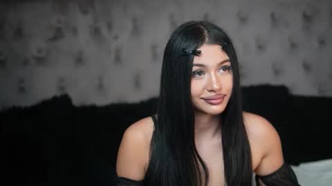 Snapshot of giuliasya chatting on October 14, 2025, 8:31 pm Giulia online show from October 14, 2025, 8:31 pm