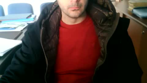 giuseppevai1 online show from April 4, 2026, 8:12 am