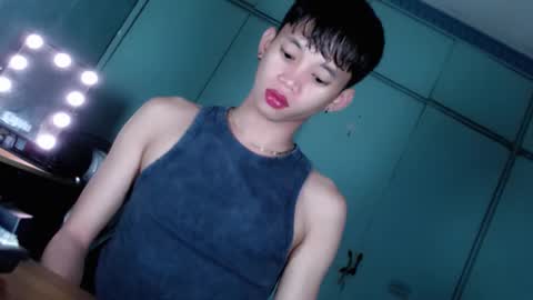 Snapshot of givemethrillx chatting on March 22, 2026, 12:58 am givemethrillx online show from March 22, 2026, 12:58 am