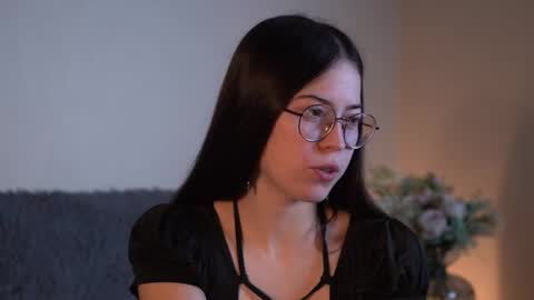 Agness online show from October 28, 2025, 1:47 pm