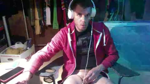 Snapshot of gizmomaster chatting on September 10, 2025, 6:19 pm dutch rave guy c2c dutch online show from September 10, 2025, 6:19 pm