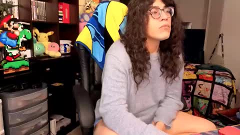 glaceon9 online show from November 10, 2025, 1:59 am