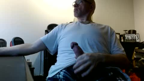 Snapshot of glaikind925958 chatting on June 16, 2026, 3:31 am glaikind925958 online show from June 16, 2026, 3:31 am
