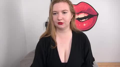 Snapshot of glamorousnikki chatting on September 15, 2025, 10:15 am Nikki online show from September 15, 2025, 10:15 am