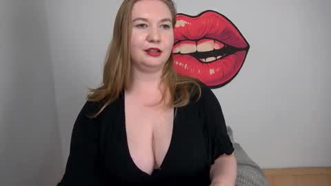Snapshot of glamorousnikki chatting on October 17, 2025, 5:26 pm Nikki online show from October 17, 2025, 5:26 pm