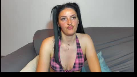 Snapshot of glamourouskassy chatting on June 23, 2026, 7:01 pm Casandra online show from June 23, 2026, 7:01 pm