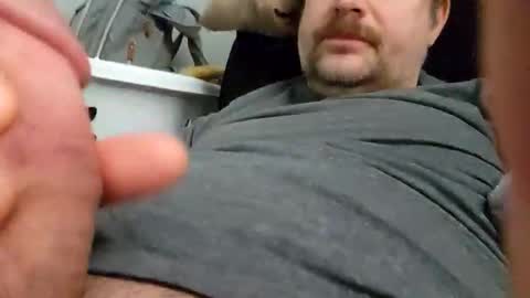 Snapshot of glant104 chatting on February 2, 2026, 3:44 pm glant104 online show from February 2, 2026, 3:44 pm