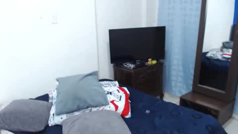 GlennddaStar online show from November 28, 2025, 10:34 pm