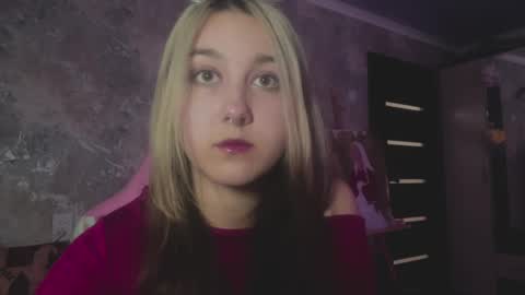 Kelly online show from April 14, 2026, 1:06 pm