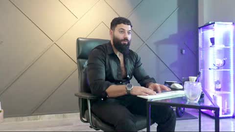Snapshot of glennmasters chatting on December 3, 2024, 11:22 am Matthew .. for short call me Matt online show from December 3, 2024, 11:22 am