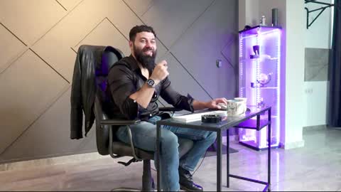 Snapshot of glennmasters chatting on December 15, 2024, 10:50 am Matthew .. for short call me Matt online show from December 15, 2024, 10:50 am