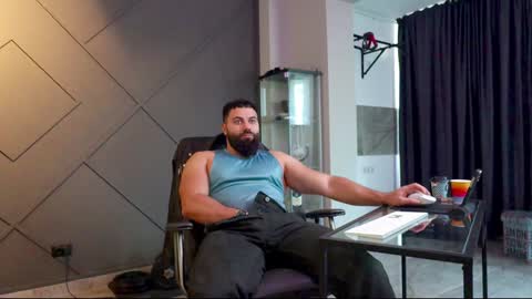 Snapshot of glennmasters chatting on January 14, 2025, 9:24 am Matthew .. for short call me Matt online show from January 14, 2025, 9:24 am