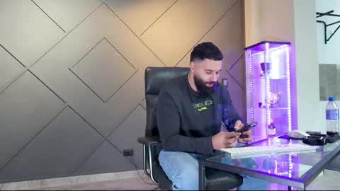 Snapshot of glennmasters chatting on February 27, 2025, 9:54 am Matthew .. for short call me Matt online show from February 27, 2025, 9:54 am