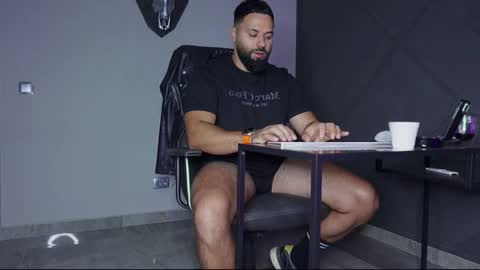 Snapshot of glennmasters chatting on September 12, 2025, 10:43 pm Matthew .. for short call me Matt online show from September 12, 2025, 10:43 pm