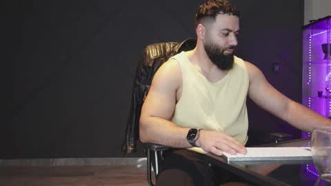 Matthew .. for short call me Matt online show from February 25, 2026, 9:13 pm