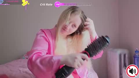 Glitch online show from October 16, 2025, 7:15 pm