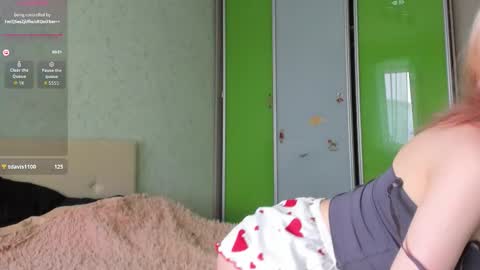 Snapshot of glitchy_doll chatting on March 2, 2026, 3:30 am Sara online show from March 2, 2026, 3:30 am