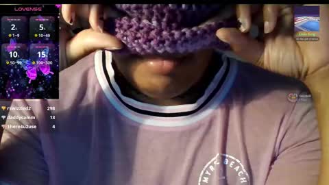 glitter_bunny online show from September 26, 2025, 12:58 am