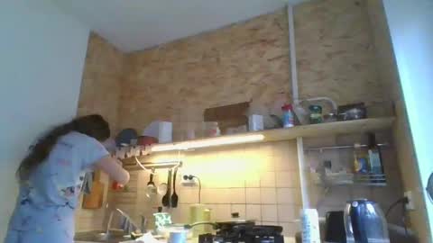 Snapshot of glitter_doll chatting on January 25, 2025, 8:53 am glitter_doll online show from January 25, 2025, 8:53 am