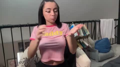 Snapshot of globberton chatting on January 21, 2025, 5:41 pm Baby Bimbo online show from January 21, 2025, 5:41 pm