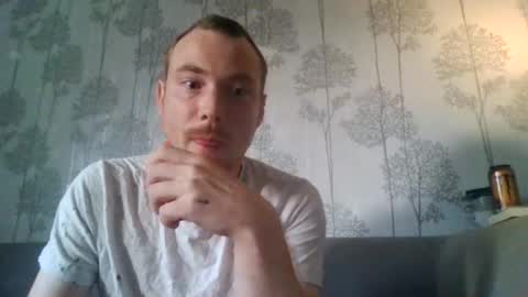 Snapshot of gloomy544481 chatting on October 1, 2025, 4:35 pm gloomy544481 online show from October 1, 2025, 4:35 pm
