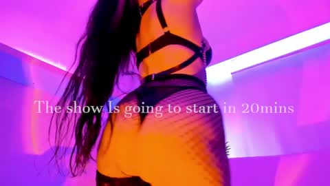 Snapshot of gloomydoll chatting on May 5, 2026, 7:55 pm Mimi online show from May 5, 2026, 7:55 pm