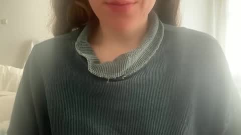 Snapshot of gloriapearl chatting on April 30, 2026, 8:53 am Gloria Pearl online show from April 30, 2026, 8:53 am