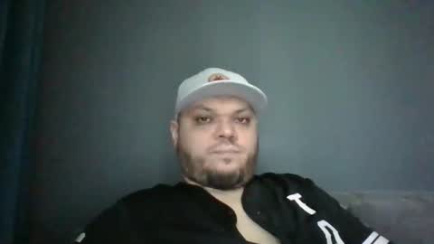 Snapshot of glusgan chatting on February 27, 2025, 7:23 am Your boy online show from February 27, 2025, 7:23 am