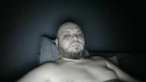 Snapshot of glusgan chatting on September 17, 2025, 2:35 am Your boy online show from September 17, 2025, 2:35 am