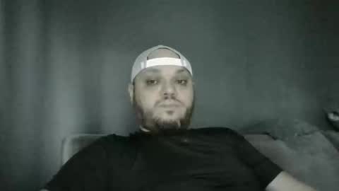 Snapshot of glusgan chatting on October 16, 2025, 7:09 am Your boy online show from October 16, 2025, 7:09 am