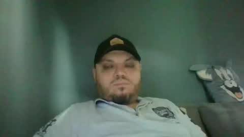 Snapshot of glusgan chatting on October 22, 2025, 9:20 am Your boy online show from October 22, 2025, 9:20 am