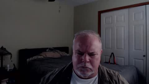 Snapshot of gmctruckguy chatting on November 22, 2025, 7:35 pm gmctruckguy online show from November 22, 2025, 7:35 pm