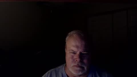 Snapshot of gmctruckguy chatting on December 19, 2025, 1:01 am gmctruckguy online show from December 19, 2025, 1:01 am