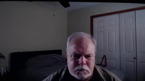 Snapshot of gmctruckguy chatting on January 13, 2026, 6:35 pm gmctruckguy online show from January 13, 2026, 6:35 pm