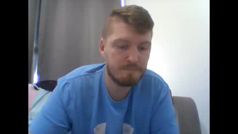 gmonay1331 online show from September 8, 2025, 5:45 pm