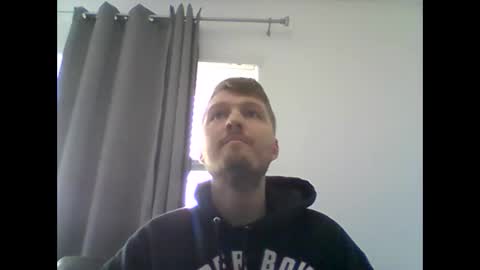 gmonay1331 online show from February 12, 2026, 11:00 pm