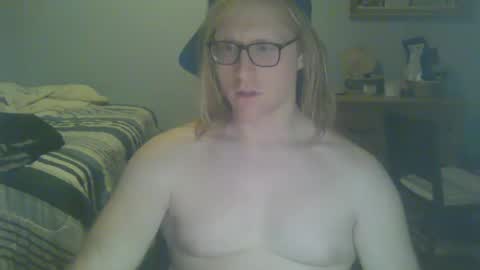 Snapshot of gnger31foru chatting on December 3, 2024, 2:47 am Steven Meadow online show from December 3, 2024, 2:47 am