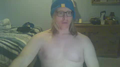 Snapshot of gnger31foru chatting on December 16, 2024, 12:48 am Steven Meadow online show from December 16, 2024, 12:48 am