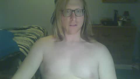 Snapshot of gnger31foru chatting on January 9, 2025, 2:11 am Steven Meadow online show from January 9, 2025, 2:11 am