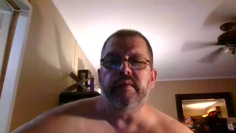 Snapshot of gobey33 chatting on September 24, 2025, 6:50 am IDKIDCIDGAF online show from September 24, 2025, 6:50 am