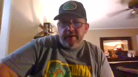 Snapshot of gobey33 chatting on October 13, 2025, 8:25 am IDKIDCIDGAF online show from October 13, 2025, 8:25 am