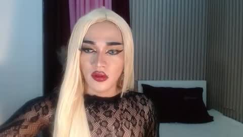 Snapshot of goddesdiane8inch chatting on June 1, 2026, 1:35 pm D I A N N E online show from June 1, 2026, 1:35 pm