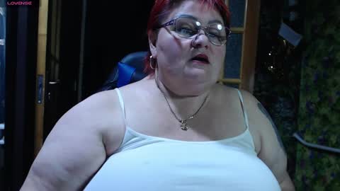 Goddess online show from March 12, 2025, 1:08 pm