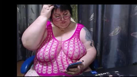 Goddess online show from February 16, 2026, 9:49 am