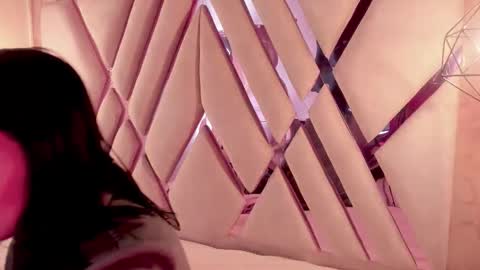 M A R T I N A  online show from February 23, 2026, 12:35 pm